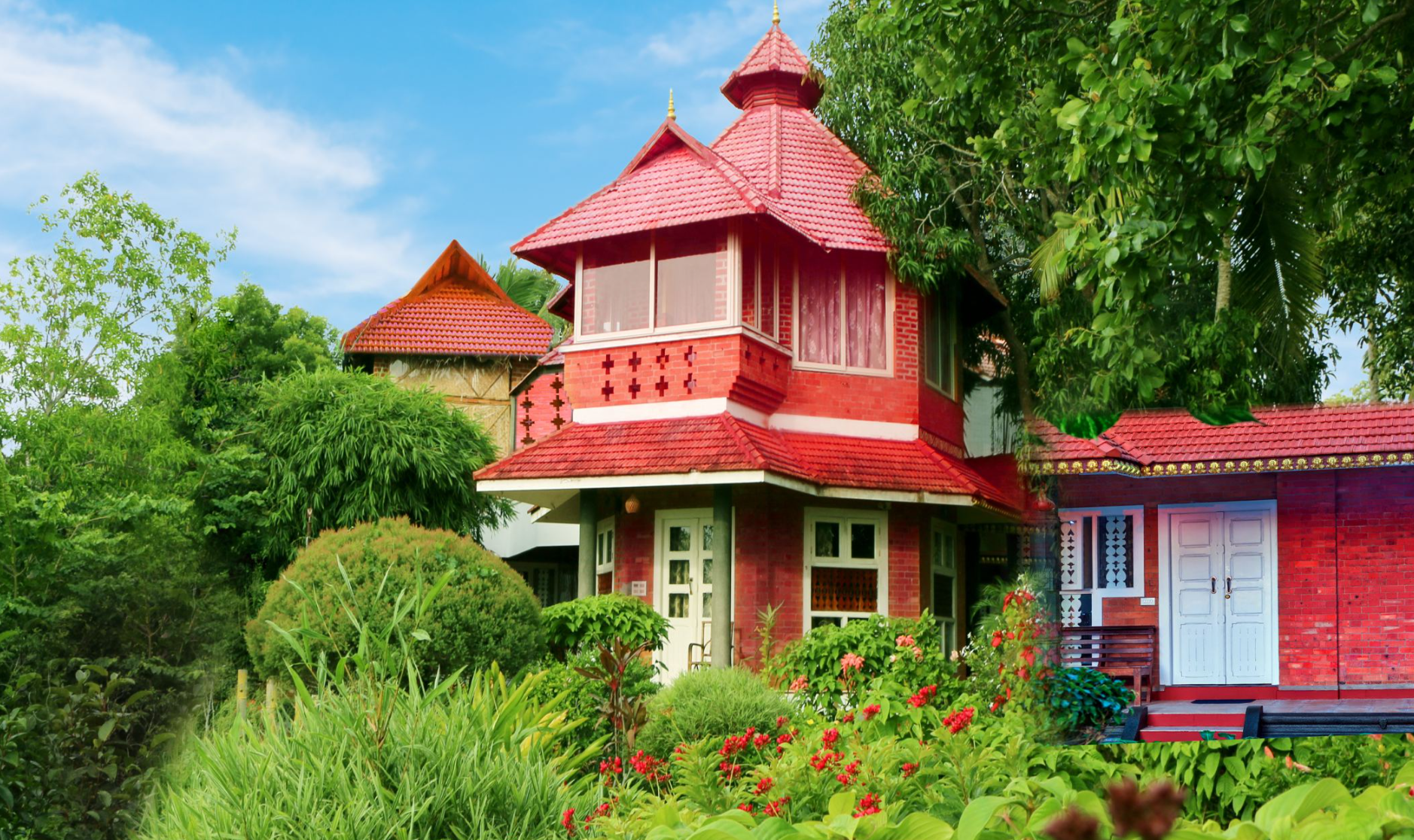 Authentic Kerala Ayurveda Centre with experienced doctors and peaceful healing environment